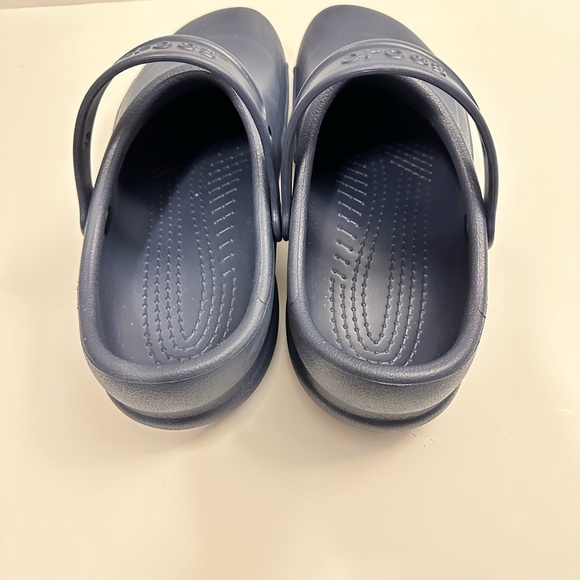 Crocs Men's Bistro Slip Resistant Work Clog in Blue-Navy Size 12 - Picture 10 of 13
